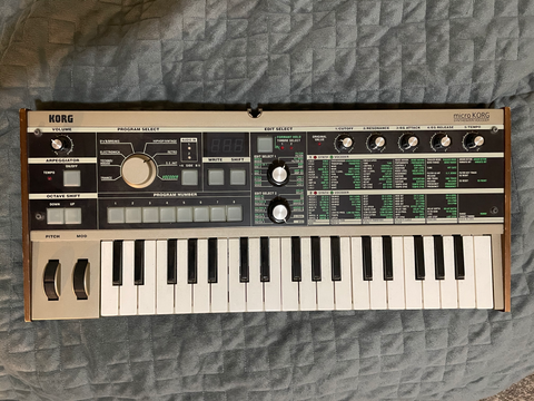 Jesse's Personal Korg microKORG (My First Synth EVER!)